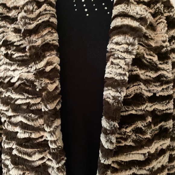 Pre-owned Adrienne Landau Faux Fur Brown Coat/Jacket, size M - Picture 5 of 15